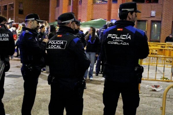 Policía Local de Coslada, en coordinación con la Comisaría de Policía Nacional de Coslada-San Fernando de Henares, ha llevado a cabo el Plan Integral de Navidades en Convivencia (PINAC), durante buena parte del mes de diciembre y hasta el día seis de enero, ya del nuevo año.