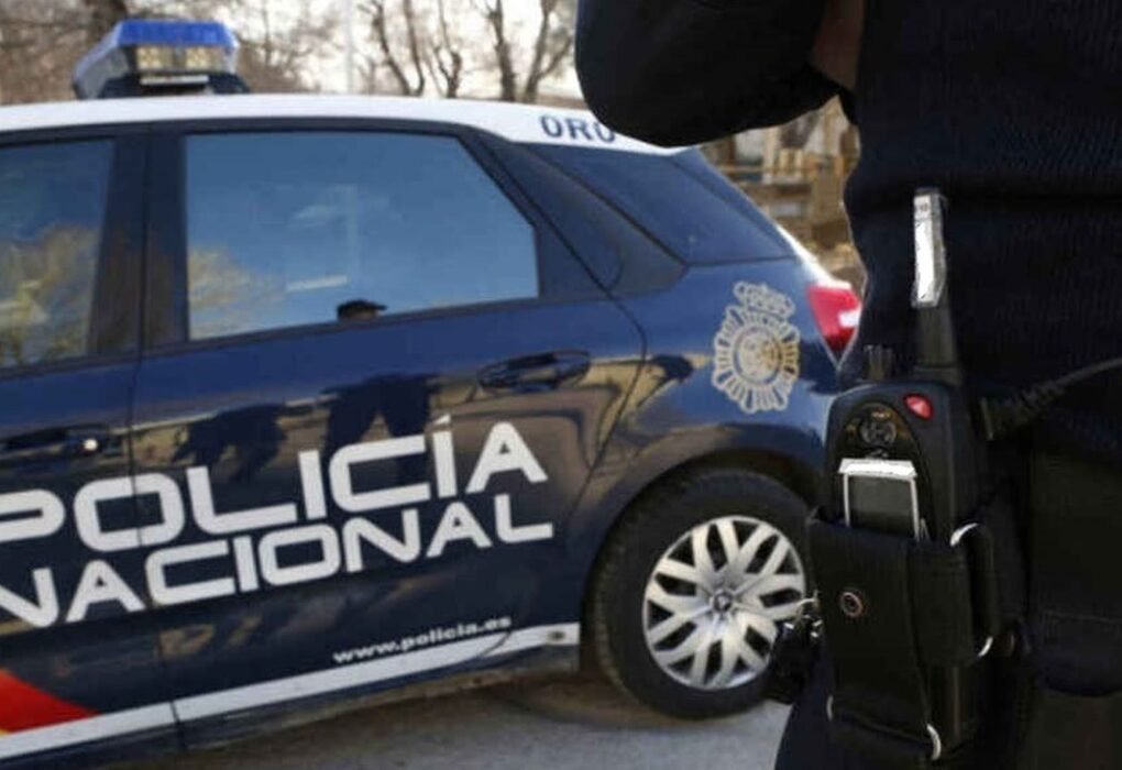 Foto de coche patrulla de la Policia Nacional