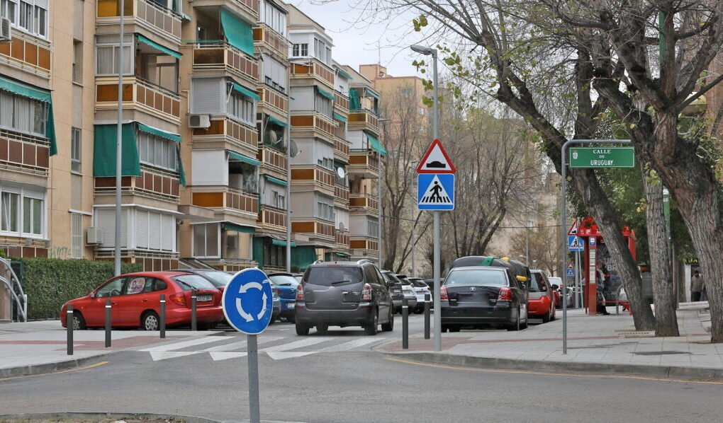 El Plan de Asfaltado del Ayuntamiento de Coslada llega a las calles Uruguay y Argentina y también a la Plaza de la Hispanidad