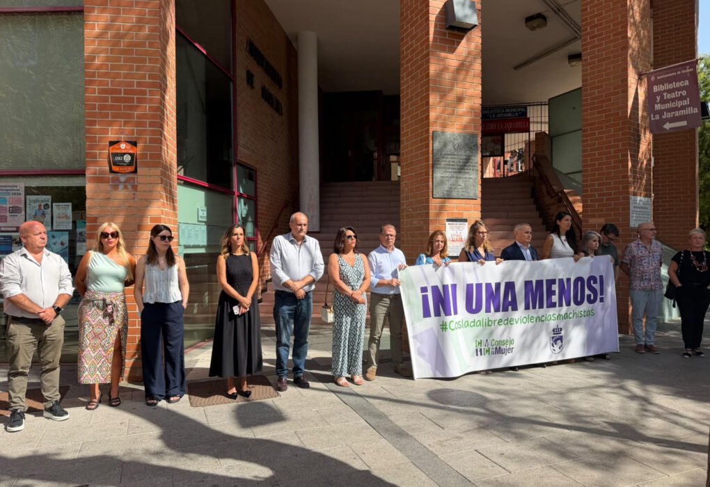 Coslada se une en silencio para condenar los recientes asesinatos en la ciudad