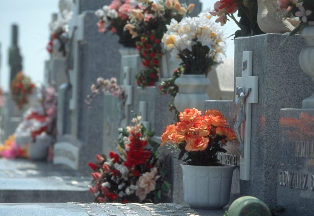 Coslada establece un horario especial del cementerio y refuerza la línea 2 de autobús con motivo de Todos los Santos