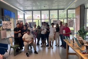 La Biblioteca Luisa Carnés expone en octubre “Clase calé” del alumnado de etnia gitana del IES Miguel Catalán